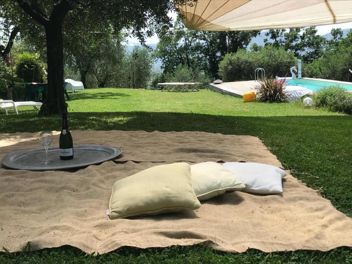 La Casa Nel Sole Lägenhet Castelnuovo Magra Exteriör bild